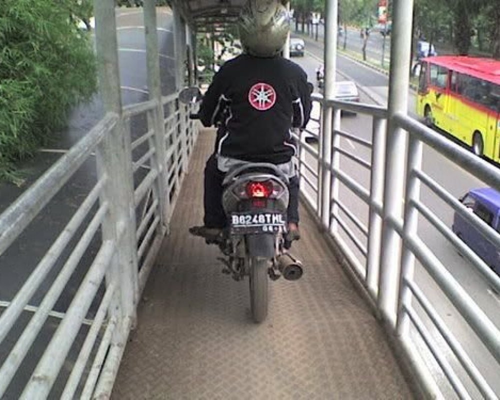 pengedara%20motor28