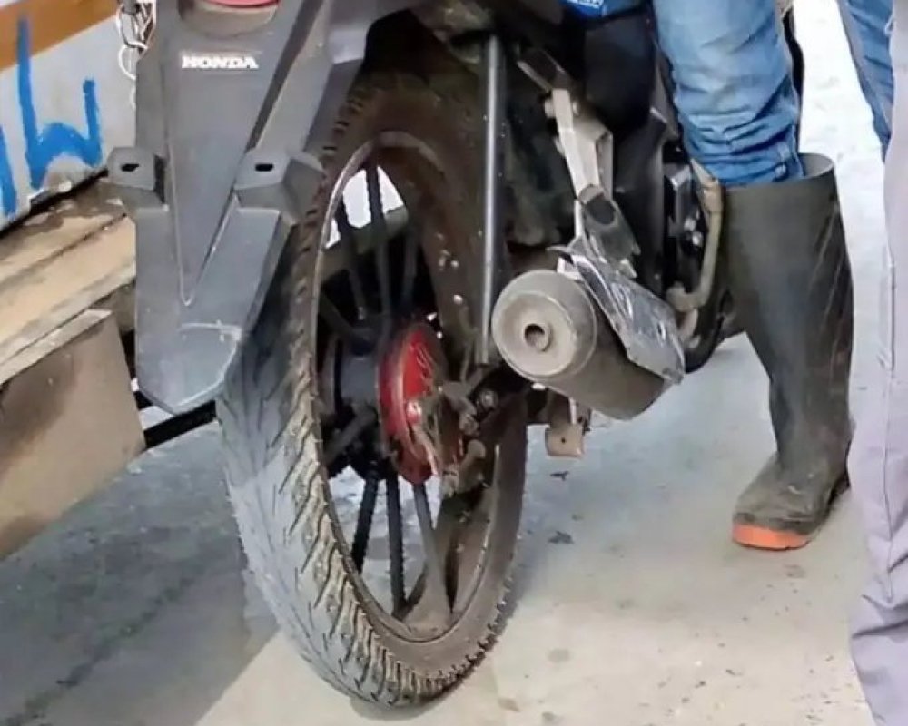 pengedara%20motor38