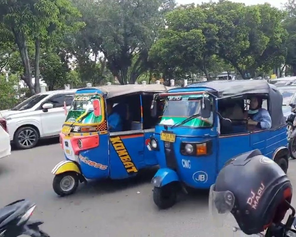 pengedara%20motor64